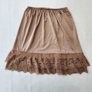 Altar'd State Half Slip Lacy Mocha New With Tags - Sz Small